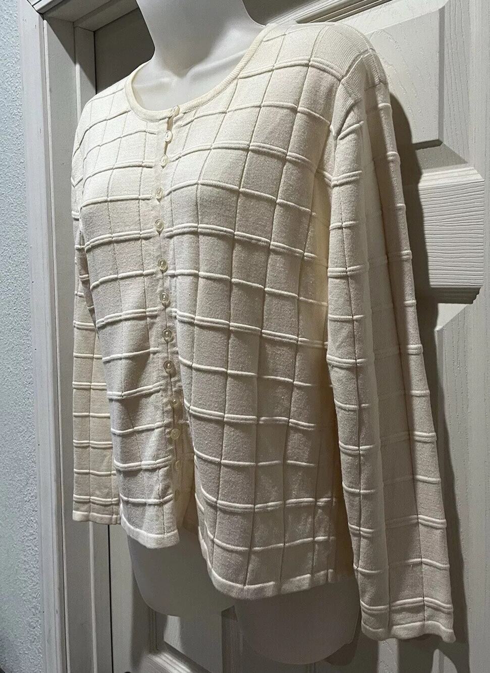 Kim Rogers Women's Sweater Button Up Cardigan Ivory Size PM Petites
